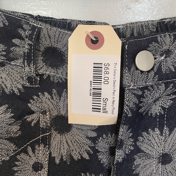 Floral Denim Pants - Picture 5 of 5